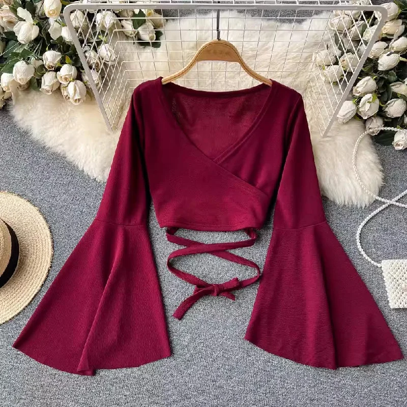 Super Sale V-neck short bell sleeves sexy long-sleeved T-shirt women's chic tops     S4589