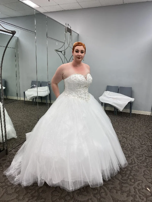 Limited Time Discount David's Bridal Soft white 9V3849