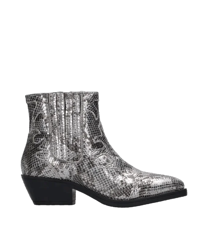 Hurry In Tessy Western Boots - Silver