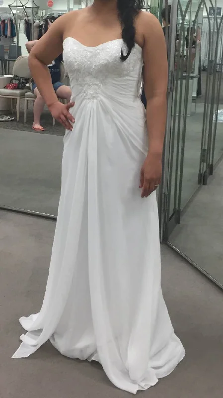 One-DAY Sale David's Bridal Strapless Chiffon Sheath Wedding Dress Lace