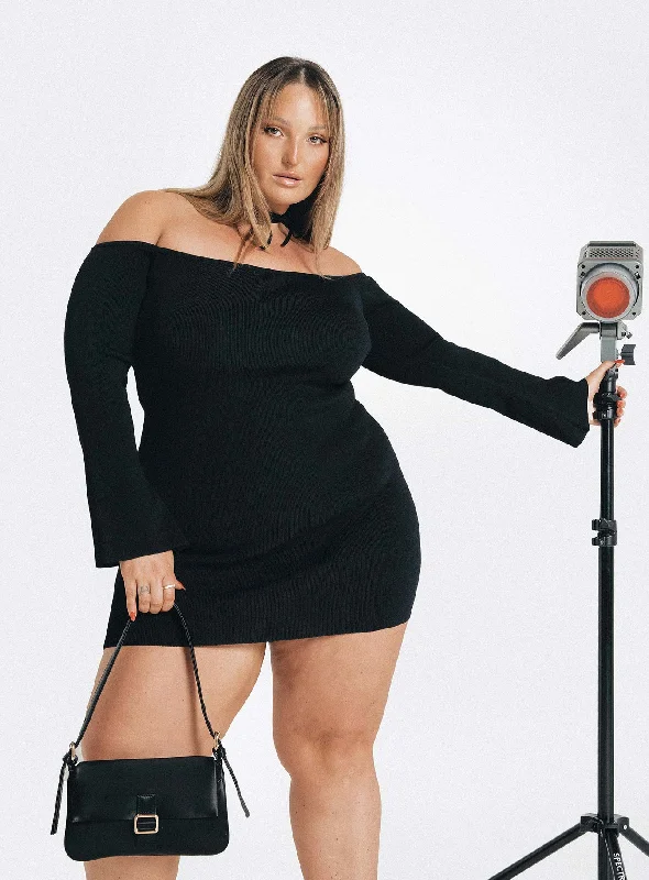 Friends and Family Sale Parisa Long Sleeve Mini Dress Black Curve