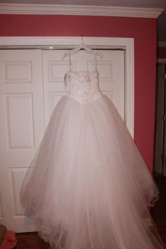 Fantastic Deals David's Bridal Strapless Tulle Ball Gown with Beaded Satin Bodice