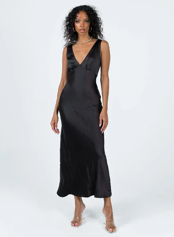 Time-Limited Offer Nellie Maxi Dress Black
