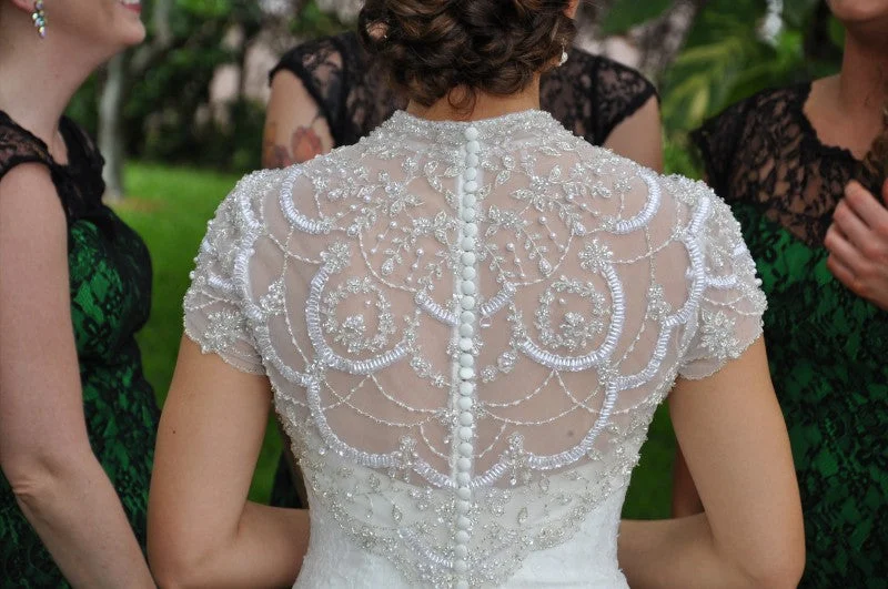 Bargain Blast David's Bridal SWG648