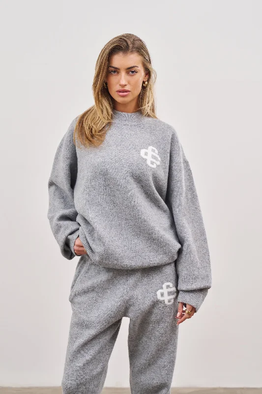 Bonus Savings FLUFFY KNIT EMBLEM CREW - GREY MARL