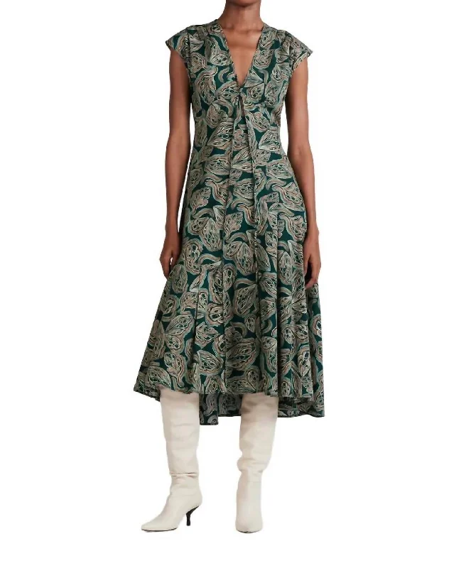 Price Reduction Reina Sleeveless Midi Dress In Moss Multi