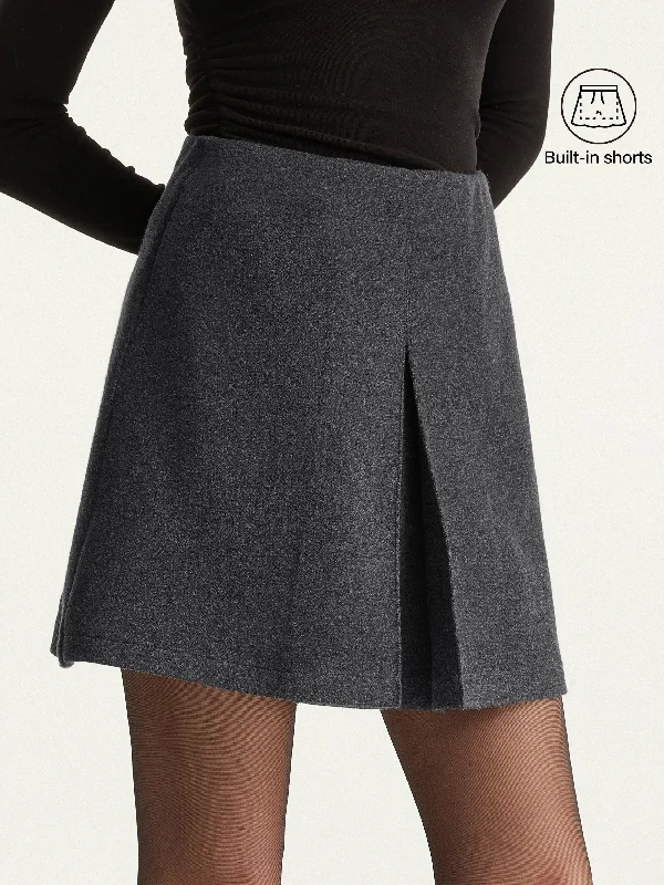 Pleat Front Pull-On Skort