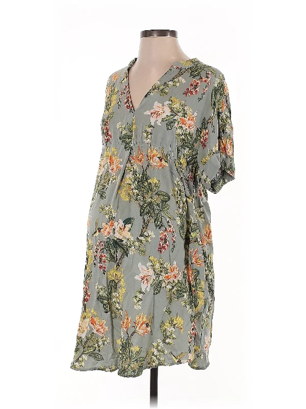 Value Deals Short Sleeve Blouse