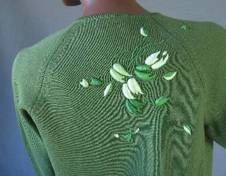 Women's 60s Elsie Tu Sweater Jac Cardigan Vintage Trapunto Embroidery Small VFG Green