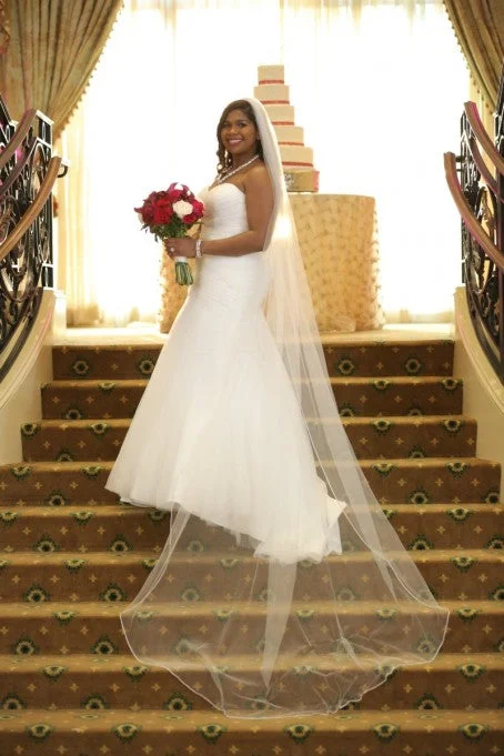 Friends and Family Sale David's Bridal Strapless Sweetheart Mermaid Tulle Wedding Dress