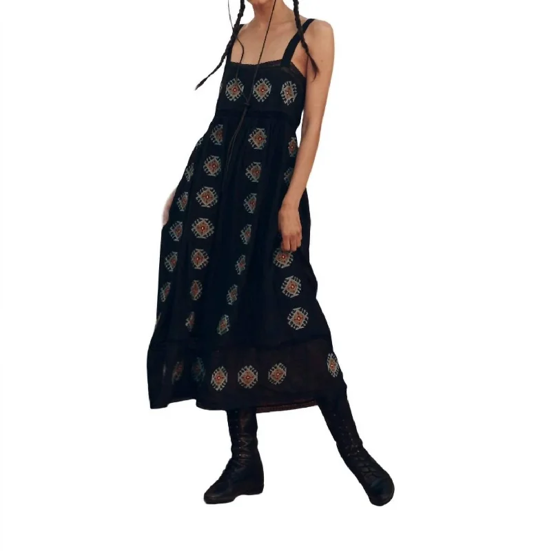 Roam Dress With Folklore Embroidery In Black