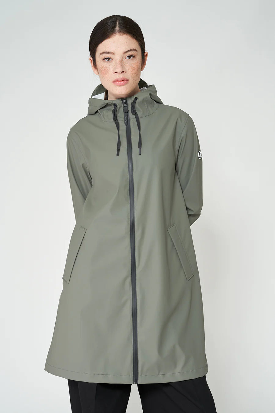 Deal Explosion Tanta Nuovola Rain Coat - Mulled Basil