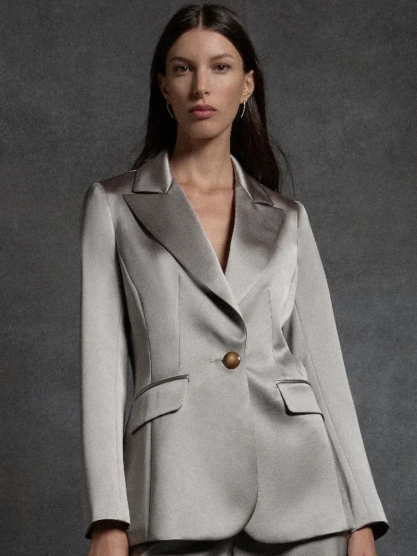 Today’s Deal Aria Blazer