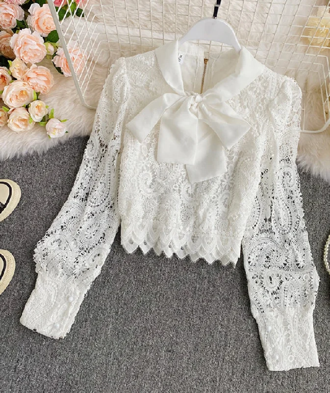 Super Bargain White Hollow Lace Top     S4389