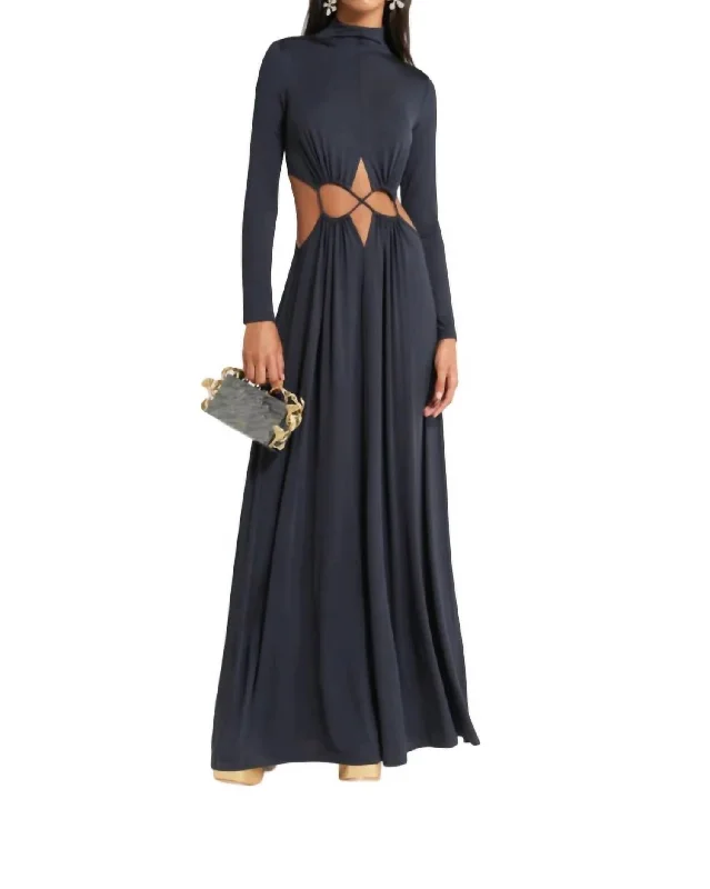 Super Deal Pippa Dress In Black