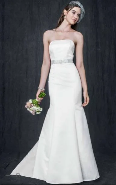 Take Advantage David's Bridal Strapless Trumpet Wedding Dress with Ribbon Waist