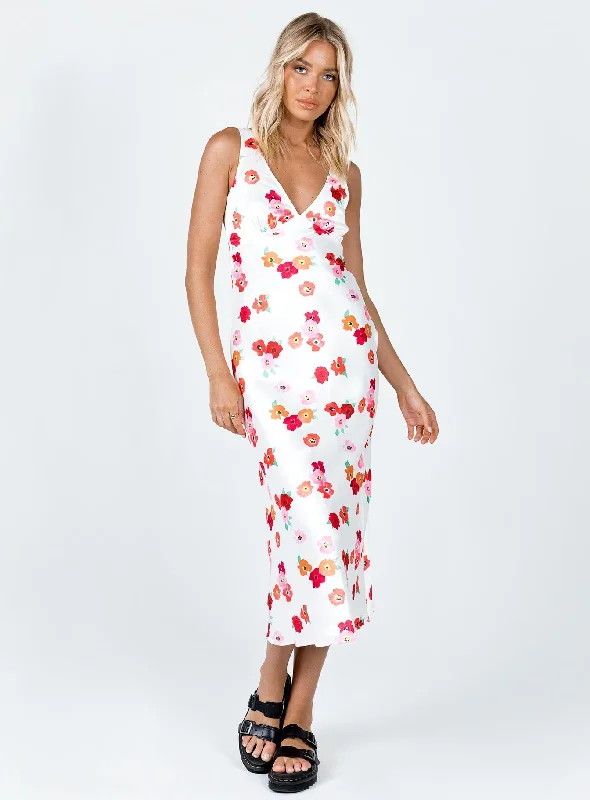 Steals and Deals Nellie Maxi Dress White Floral