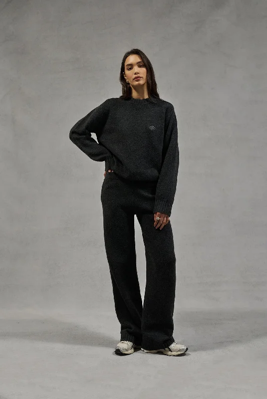 Take Advantage FLUFFY KNIT EMBLEM EMBROIDERED CREW - CHARCOAL