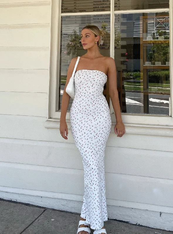 Special Savings Oscar Maxi Dress White Floral