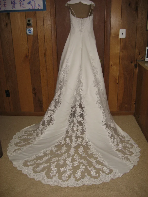 Hurry In David's Bridal Spaghetti Straps