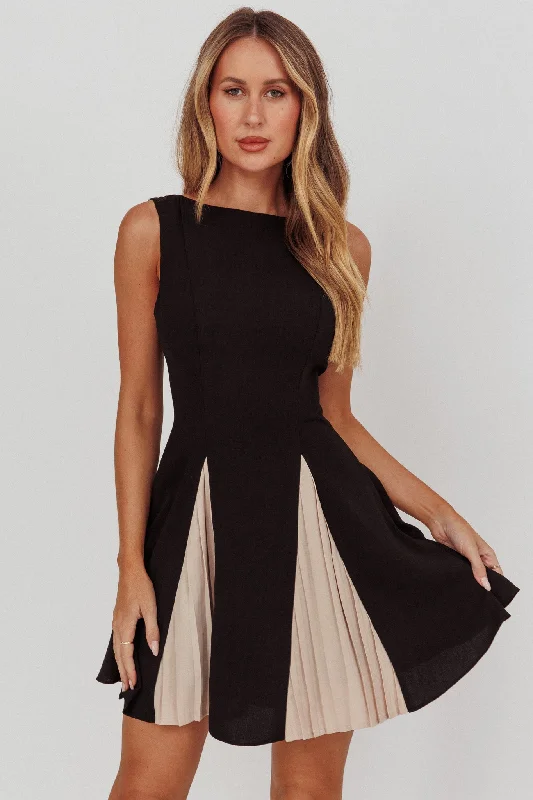 Fantastic Offers Averi Contrasting Godet Hem Mini Dress Black